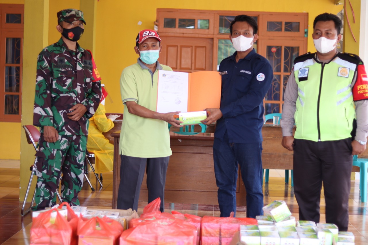 Antisipasi Lonjakan Covid-19 Gresik , Panceng Kita Sebar 30 Ribu Masker Buat Desa Wotan