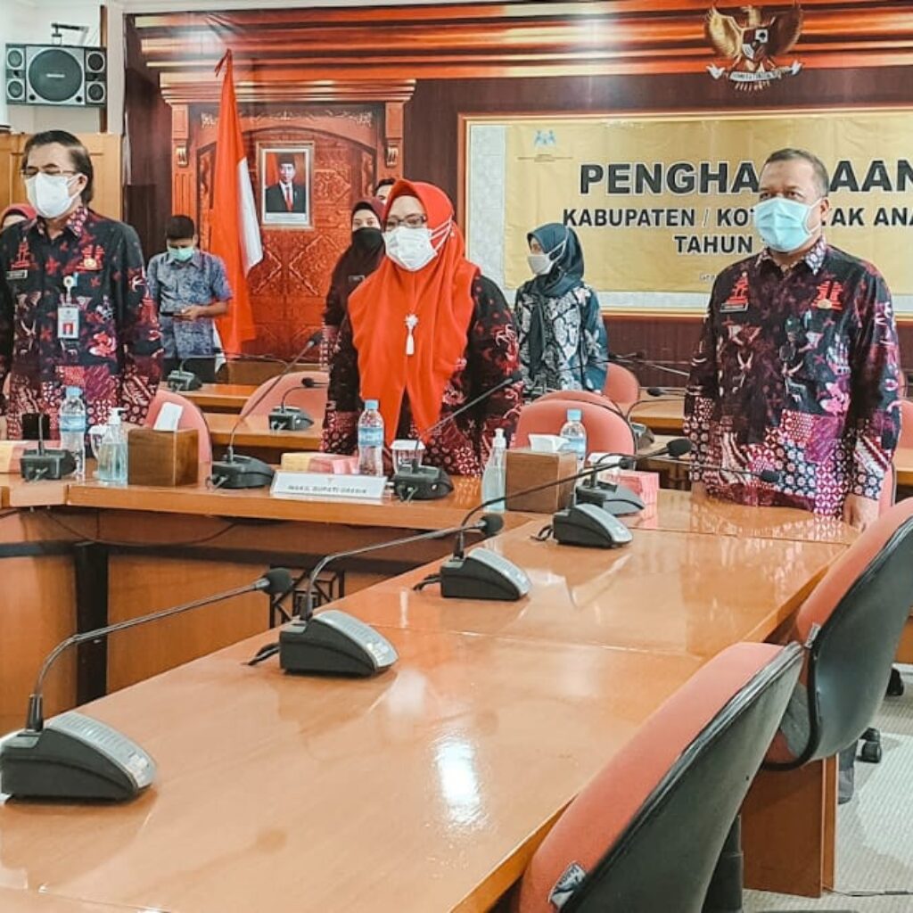 Gresik Raih Penghargaan Kabupaten Layak Anak 2021