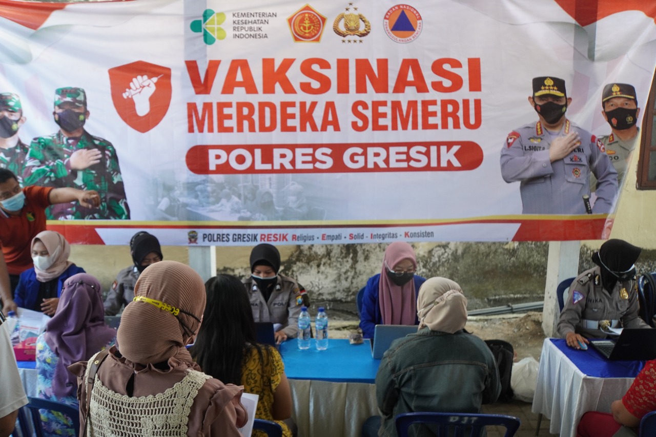 2.500 Warga Telah Disuntik Dosis Pertama di Gerai Vaksin Merdeka Polsek Menganti