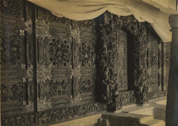 relief makan Sunan Giri I di Gresik sumber: perpustakaan universitas Leiden