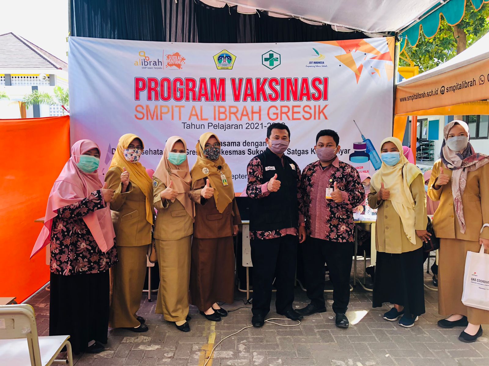 Berita Gresik - Siswa SMPIT Al Ibrah Ikuti Murojaah Al Qur'an Sebelum Jalani Vaksinasi