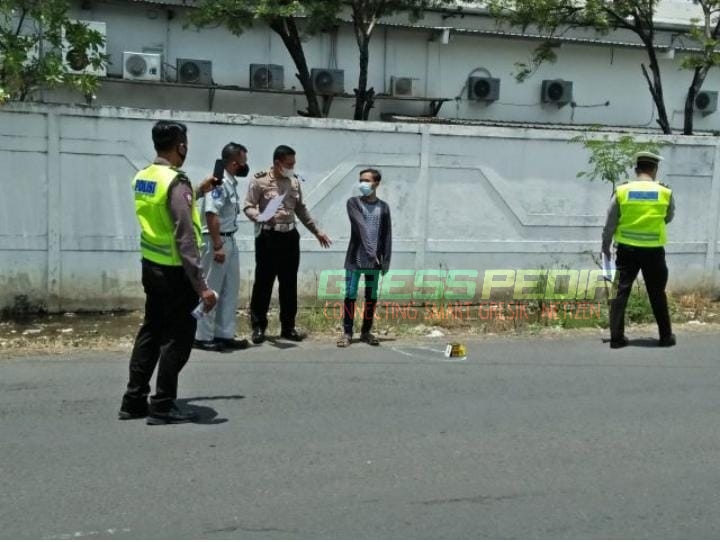 Polisi Olah TKP, di Lokasi Tewasnya Pemuda 16 Tahun Asal Driyorejo Gresik