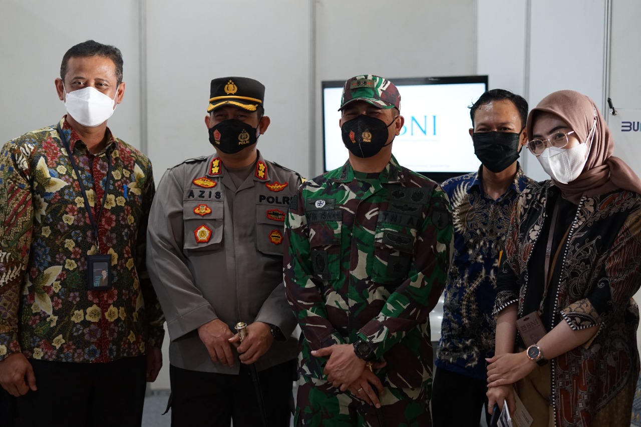 Kapolres Gresik Bersama Forkopimda menghadiri Pameran Pertanian di IconMall