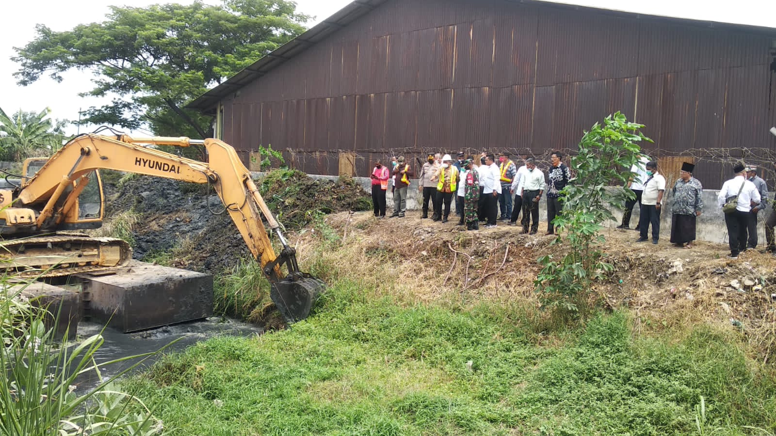 Normalisasi Kali Avoor Driyorejo Dana CSR Gotong Royong Antar Perusahaan di Apresiasi Bupati Gresik