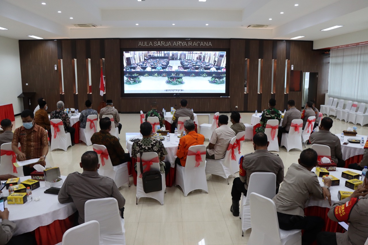 Vidcon Polres Gresik, Mengantisipasi Potensi Lonjakan Covid-19 Pada Perayaan Nataru