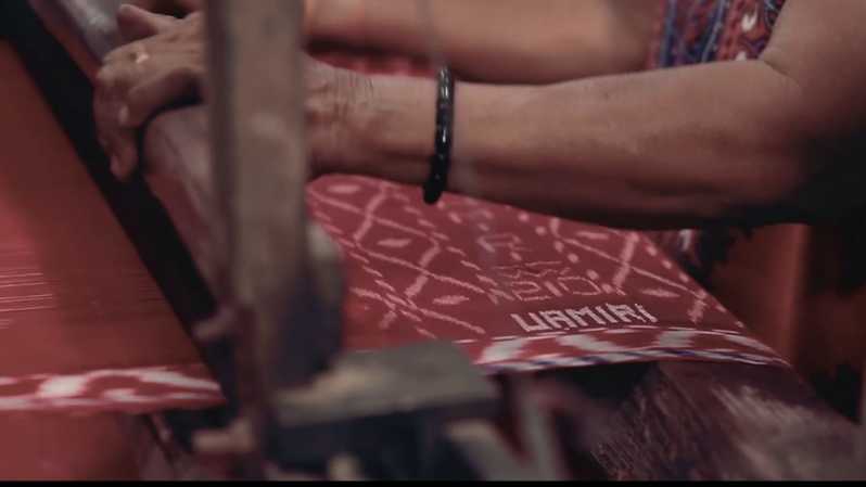 LPEI Bina Desa Wedani Jadi Desa Devisa Tenun Gresik