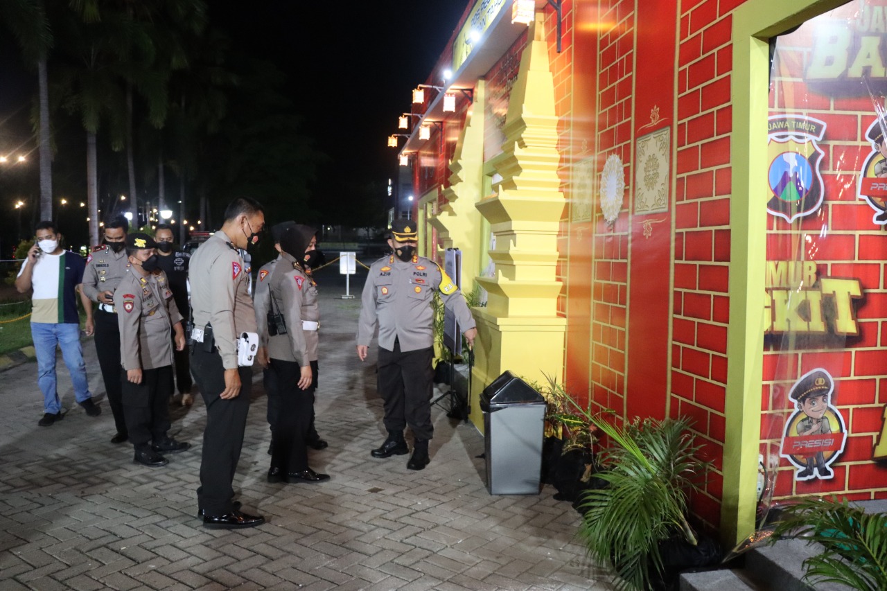 Menilik Pos Pelayanan Nataru Kampung Kemasan Polres Gresik