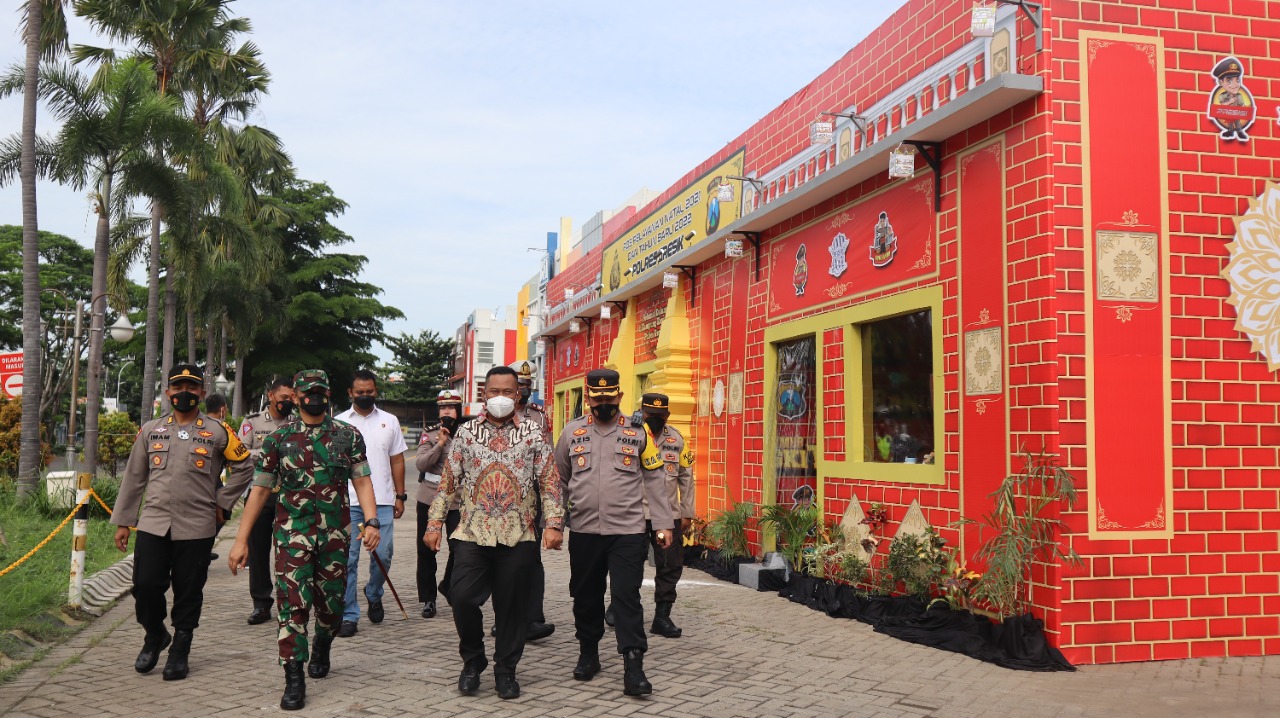 Menilik Pos Pelayanan Nataru Kampung Kemasan Polres Gresik