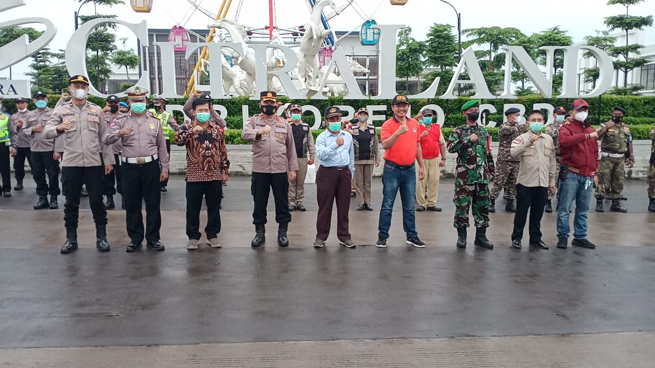 Kapolsek Driyorejo Pimpin Apel Pengamanan Pergantian Tahun 2021-2022