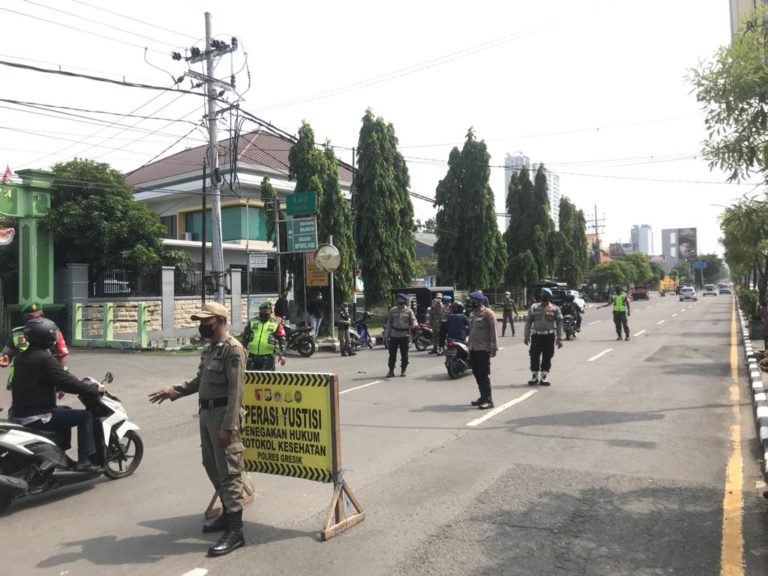 Tekan Penyebaran Covid-19, Polres Gresik Rutin Operasi Yustisi