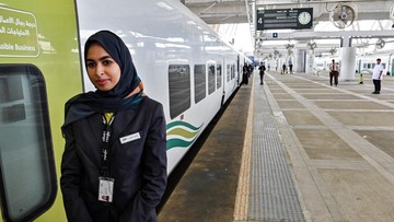 Arab Saudi Persiapkan Masinis Perempuan, Akan Di Gaji Rp 30 Juta