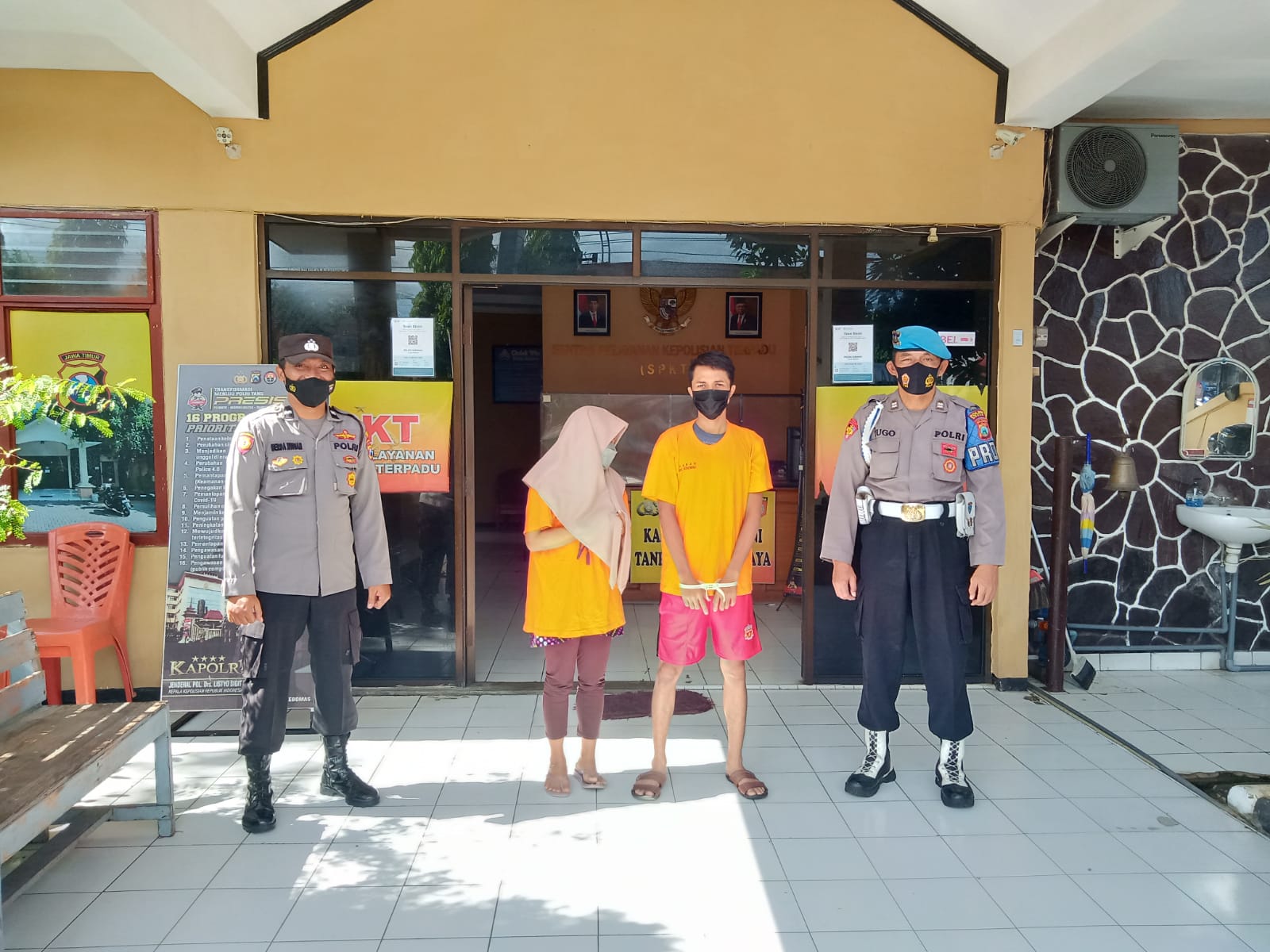 Polisi Gresik Tangkap Pasutri Spesialis Pencurian Bobol Rumah