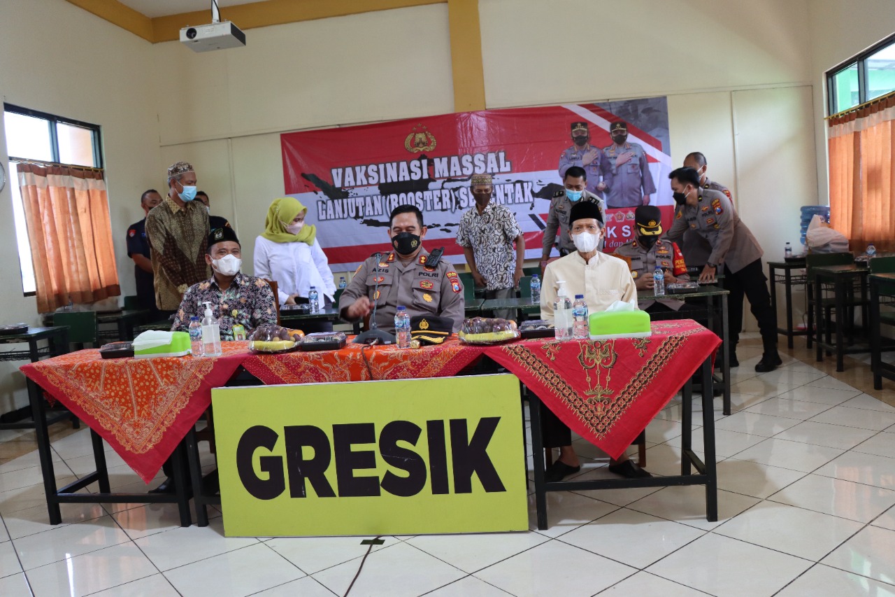 Polres Gresik Laksanakan Arahan Kapolri Tingkatkan Akselerasi Vaksinasi