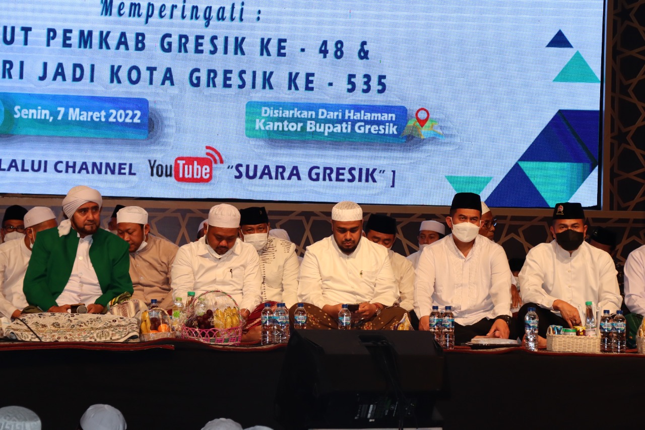 Kapolres Gresik Bersholawat Bareng Habib Syech dan Forkopimda