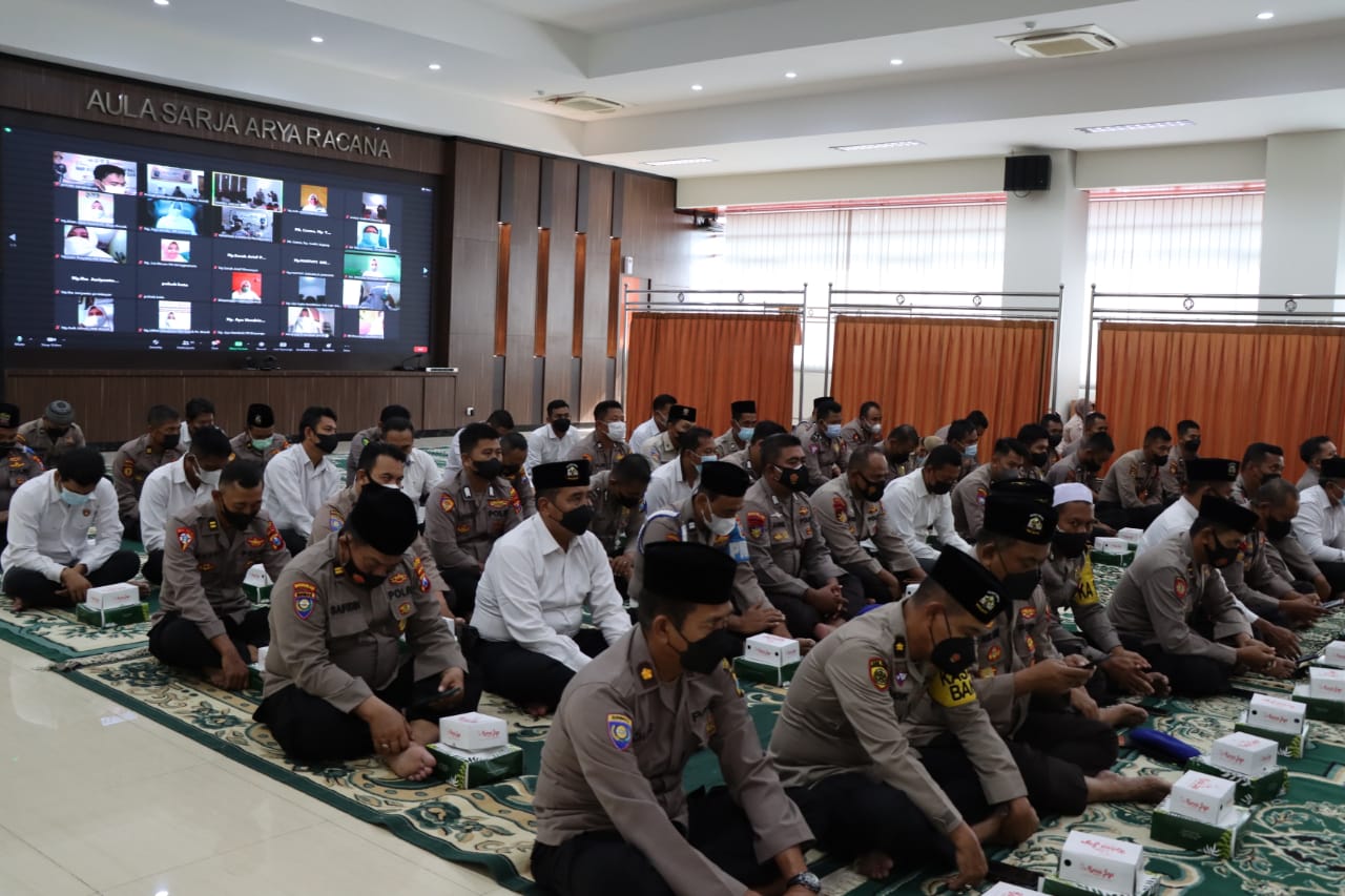 Peringati Isra' Mi'raj, Kapolres Gresik Doakan Pandemi Segera Berakhir