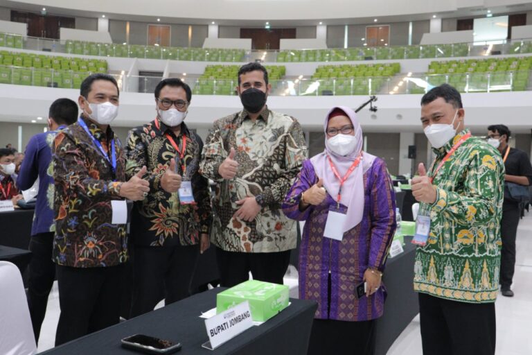 Wabup Gresik Mengikuti Kegiatan Digitalisasi Nusantara Expo & Summit 2022