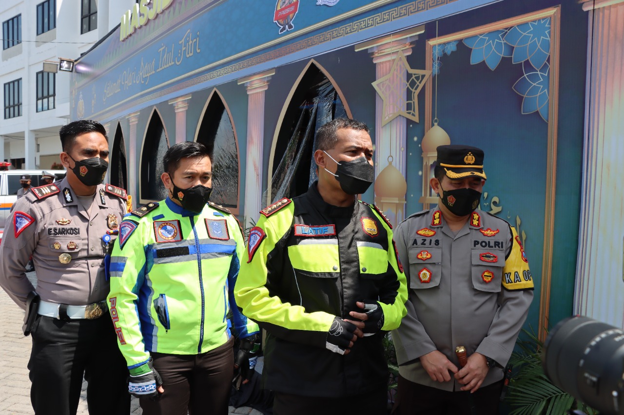 Tim Supervisi SBB Polda Jatim Tinjau Pos Yan Polres Gresik Bertema Masjid