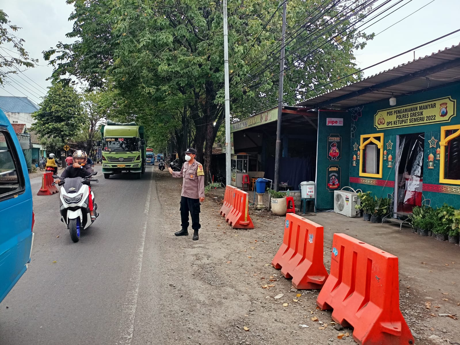 Malam 25 Ramadhan, Jalan Daendels Pantura Gresik Masih Sepi Pemudik
