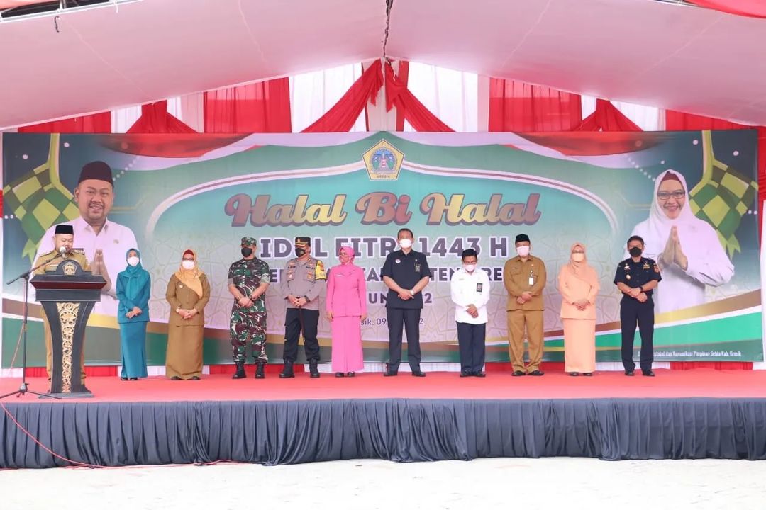 Bupati-Wabup Gresik Halal Bihalal Dengan Para ASN