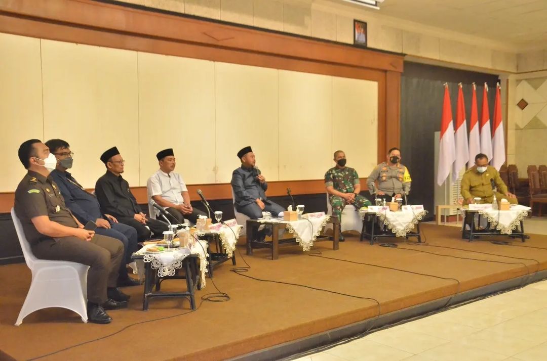 Jelang Idul Adha, Forkopimda Gresik Gelar Rakor Penanggulangan PMK