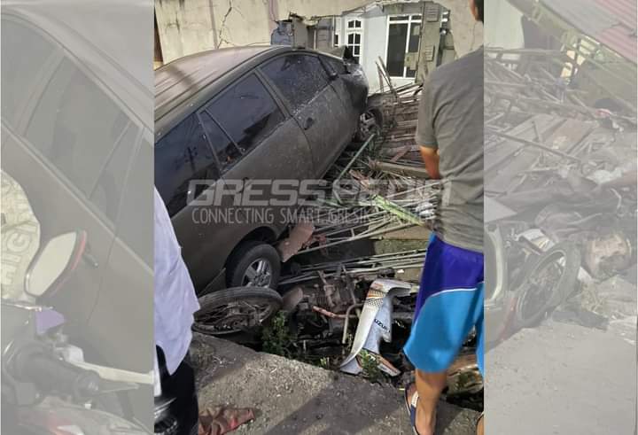 Mobil Tabrak Motor hingga Pagar Pabrik di Driyorejo Gresik