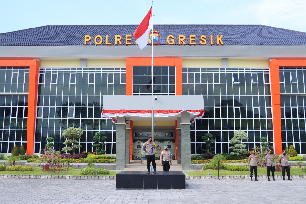 Begini Pesan Kapolres Gresik Kepada Personil Saat Ambil Apel Pagi