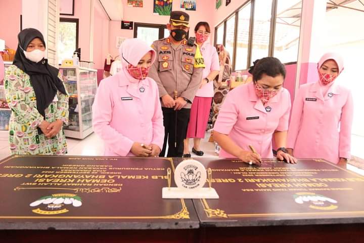 Ketua Bhayangkari Polda Jatim Resmikan Oemah Kreasi SLB Kemala Bhayangkari 2 Gresik