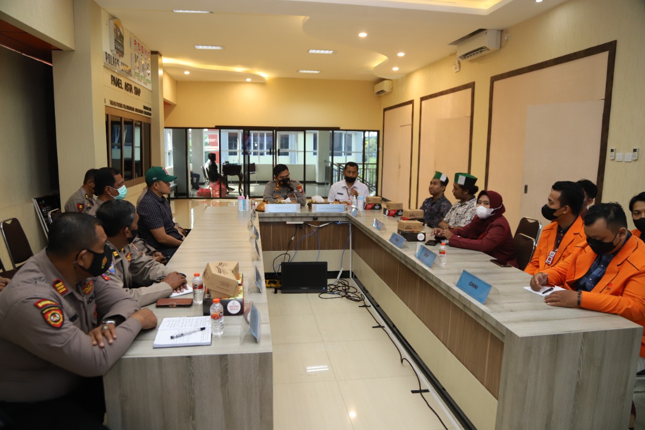 Kapolres Gresik Gelar Dialog Bareng Mahasiswa