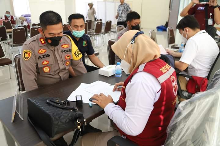 Ratusan Personil Polres Gresik Jalani Tes Kesehatan Berkala