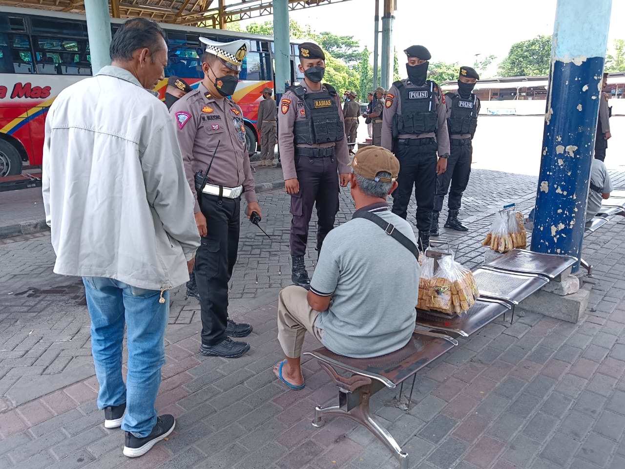Patroli Dialogis Upaya Sat Samapta Polres Gresik Ciptakan Kambtibmas