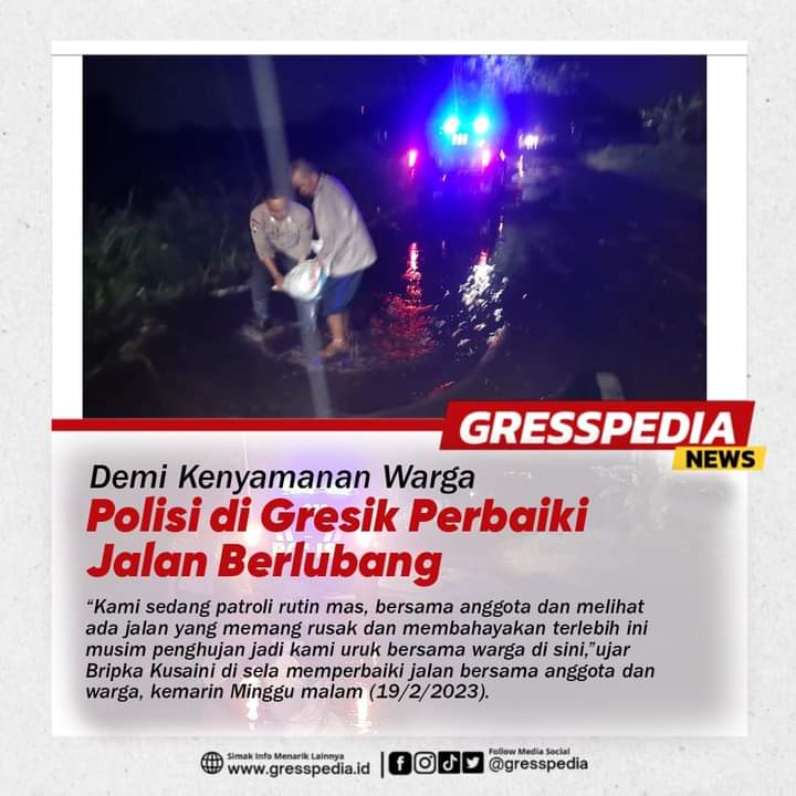 Demi Kenyamanan Warga, Polisi di Gresik Perbaiki Jalan Berlubang