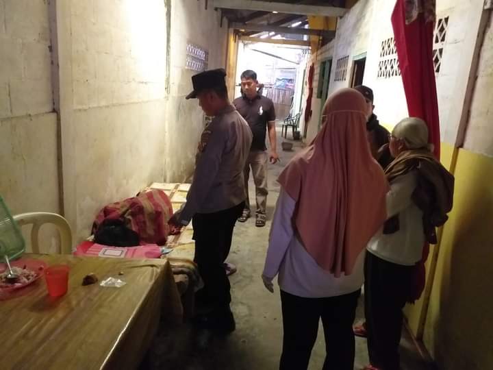 Polres Gresik Bantu Evakuasi Warga ODGJ di Benjeng