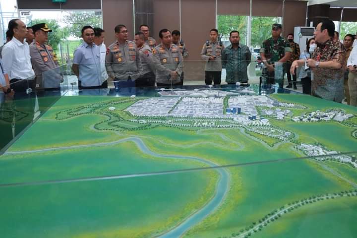 Kapolda Jawa Timur Tinjau KEK JIIPE di Gresik