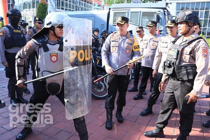 Jelang Pemilu 2024, Kapolres Gresik Cek Peralatan Dalmas
