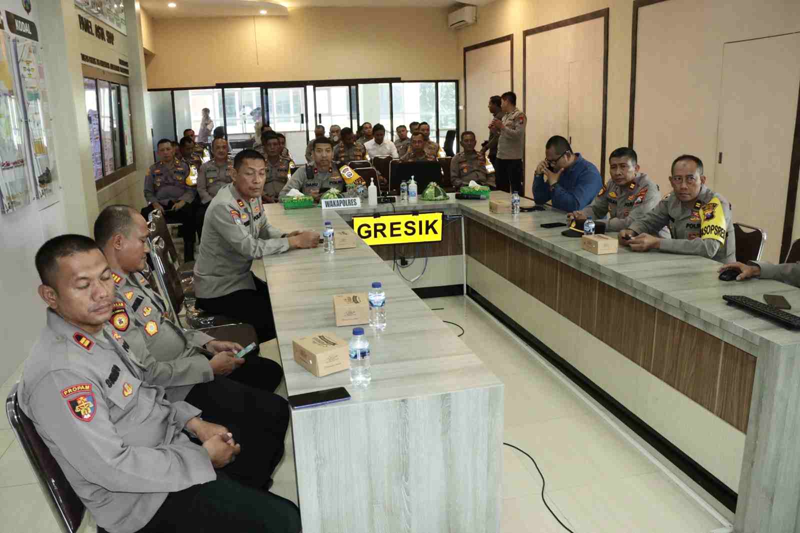 Divkum Polri Beri Penyuluhan Hukum di Polres Gresik