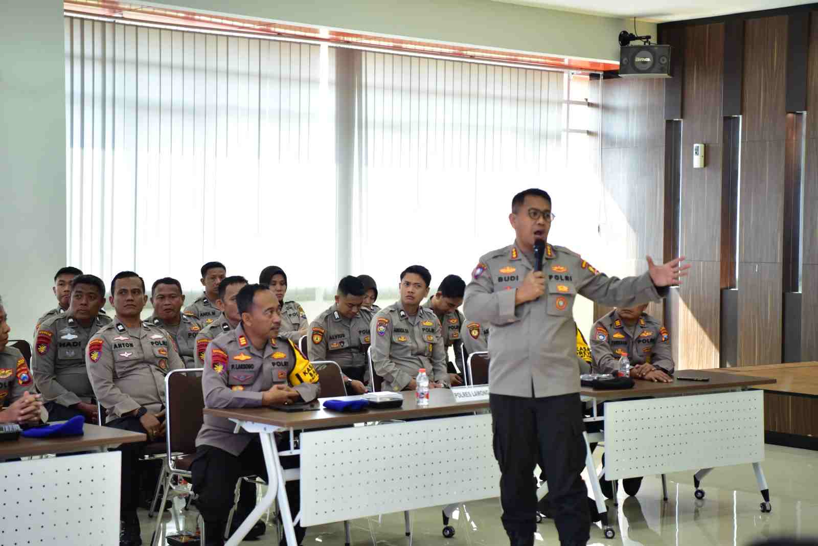 Latkatpuan Coaching Clinic dan Pengecekan Asta Siap Dalam rangka Pilkada serentak 2024 di Mapolres Gresik