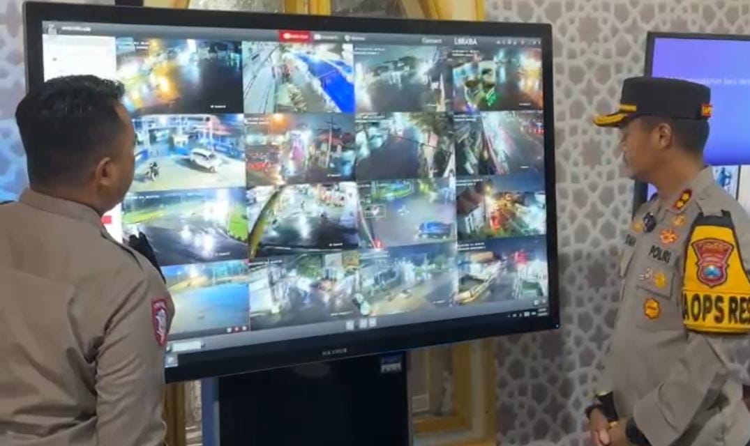 Pemudik Tidak Perlu Khawatir, Kapolres Gresik Terus Pantau Arus Mudik Personel Siap Siaga
