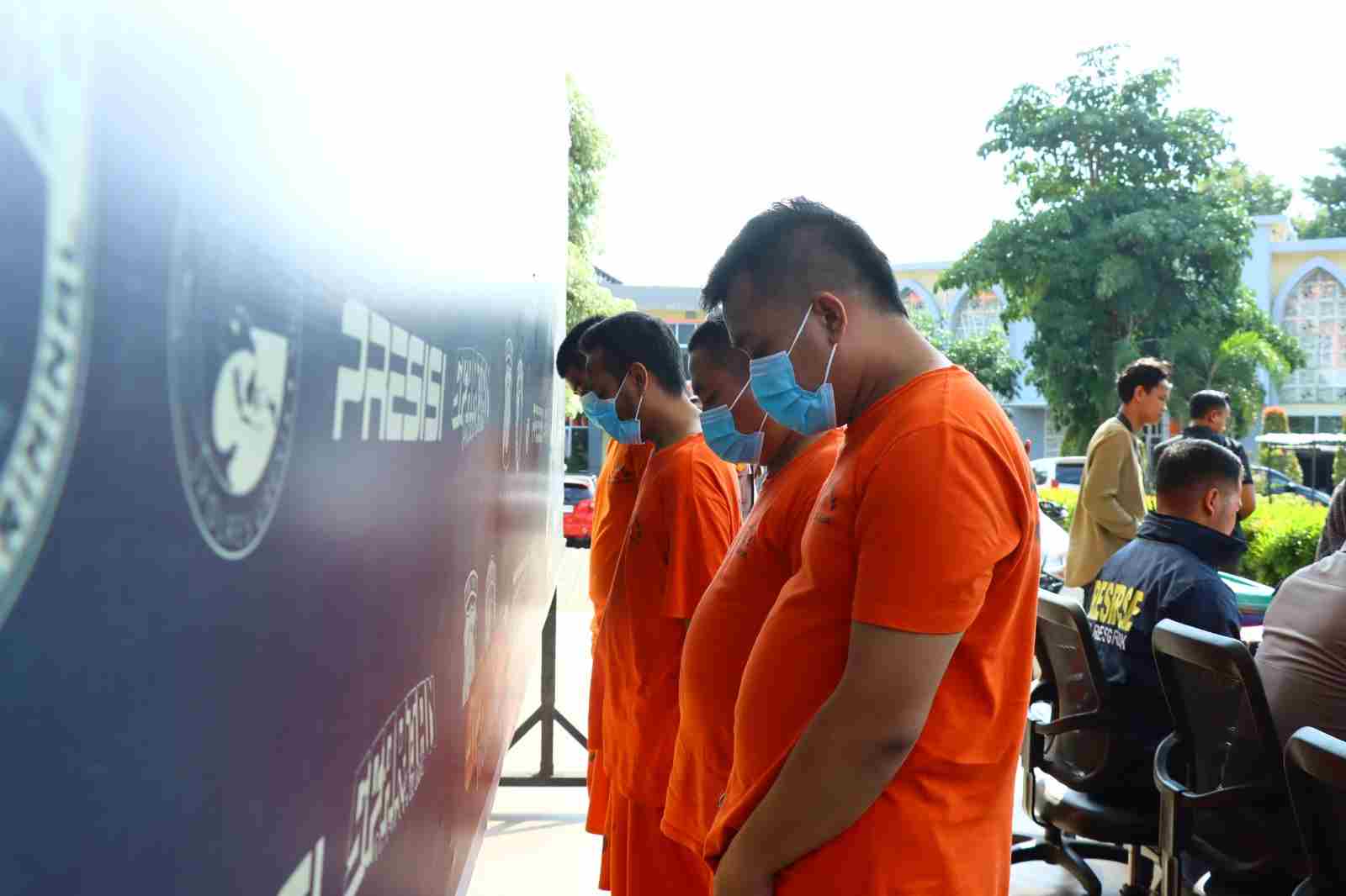 Polres Gresik Ungkap Kasus Pengeroyokan, Empat Anggota LSM Laskar Sakera Ditangkap