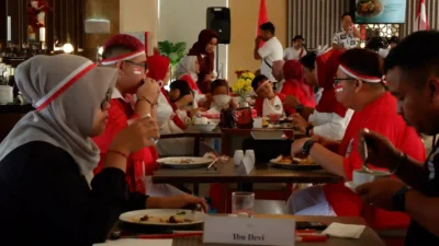 Meriahkan HUT RI ke-80, Hotel Santika Gresik Sukses Gelar Lunch Spesial Kemerdekaanbertajuk “Kibarkan Rasa”