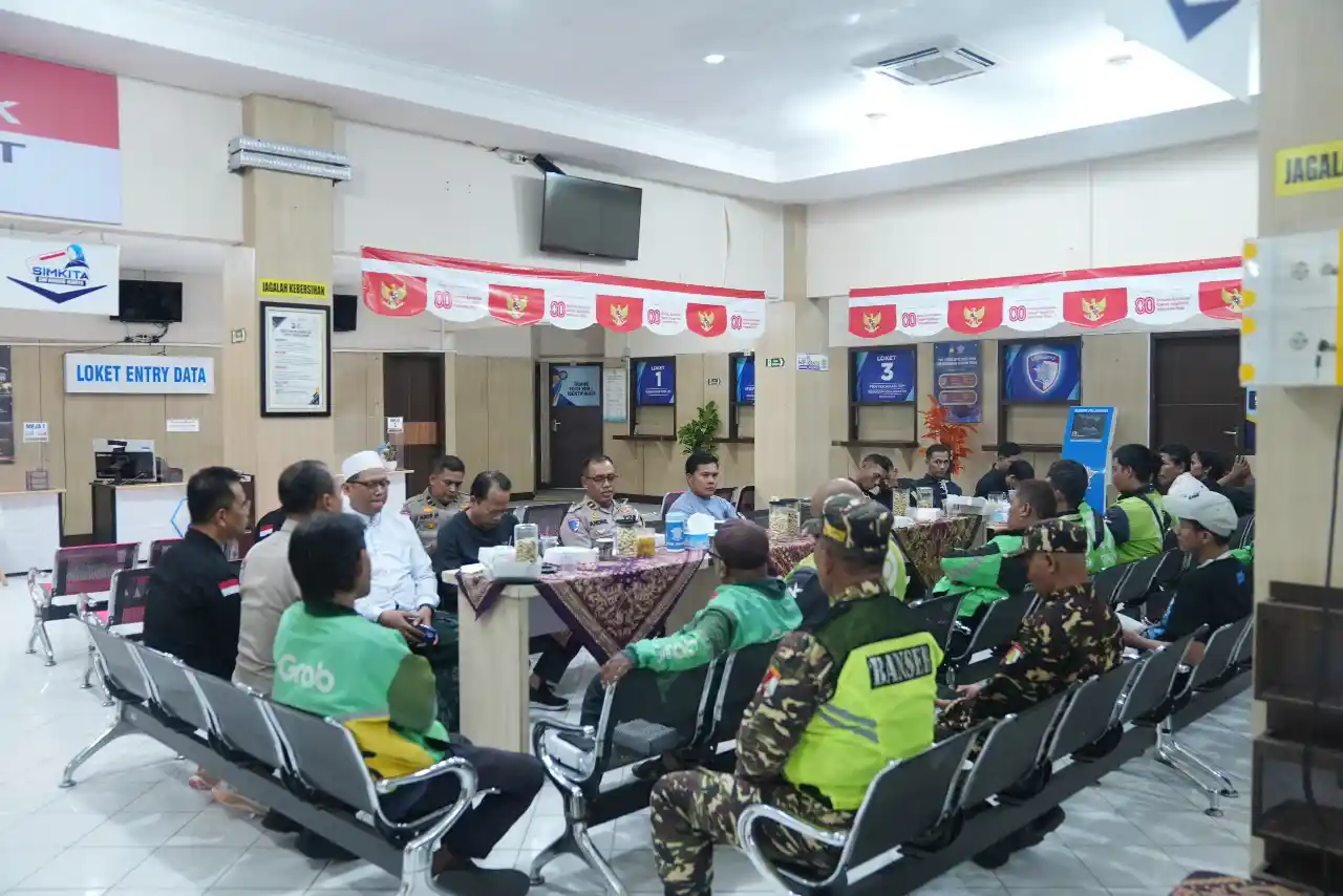 Polres Gresik Gandeng Komunitas Gelar Deklarasi Damai, Wujudkan Kota Aman dan Kondusif