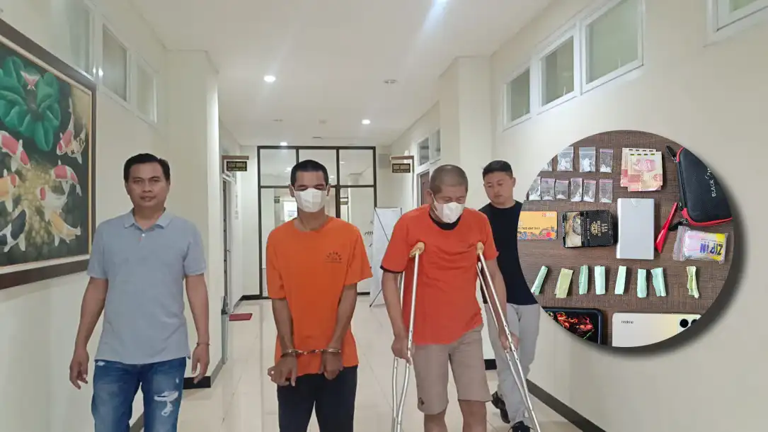 Dua Pria Gresik Ketahuan Edarkan Sabu dari Rumah, Polisi Sita 12 Paket Narkoba