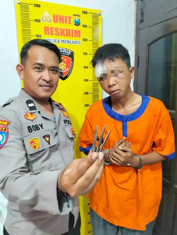 Unit Reskrim Polsek Menganti Ringkus Maling Motor Beraksi di Sidojangkung