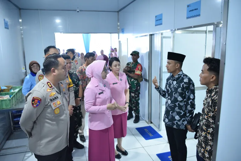 Menuju Indonesia Emas 2045, Prabowo Subianto Groundbreaking SPPG Polri, SPPG Bedilan Gresik Ikut Diresmikan