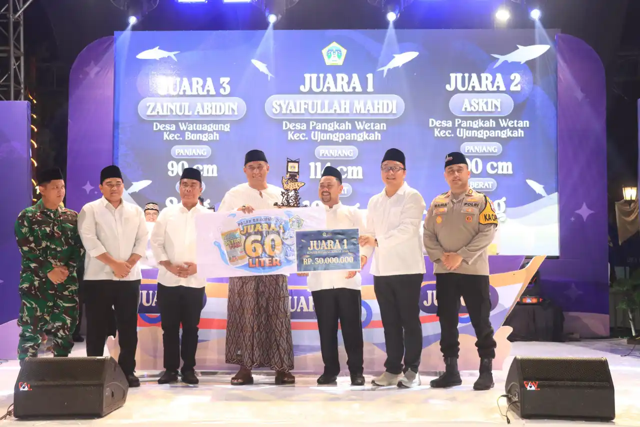 Polres Gresik Kawal Meriahnya Kontes Bandeng Kawak 2026, Polisi Sapa Warga di Bandar Grisse