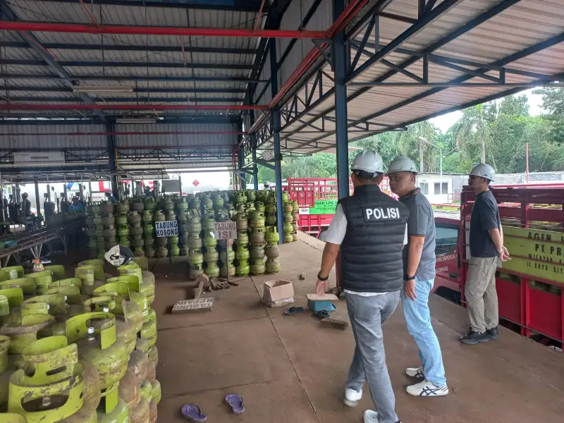 Polres Bondowoso Pantau Distribusi LPG 3 Kg Pastikan Tepat Sasaran Tanpa Penyelewengan