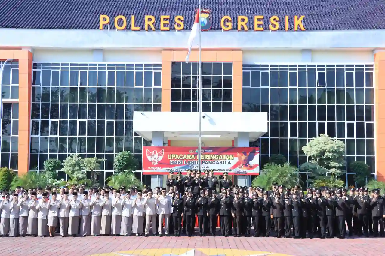 Kapolres Gresik Pimpin Upacara Hari Pancasila 2026, Ajak Personel Bumikan Nilai-Nilai Pancasila