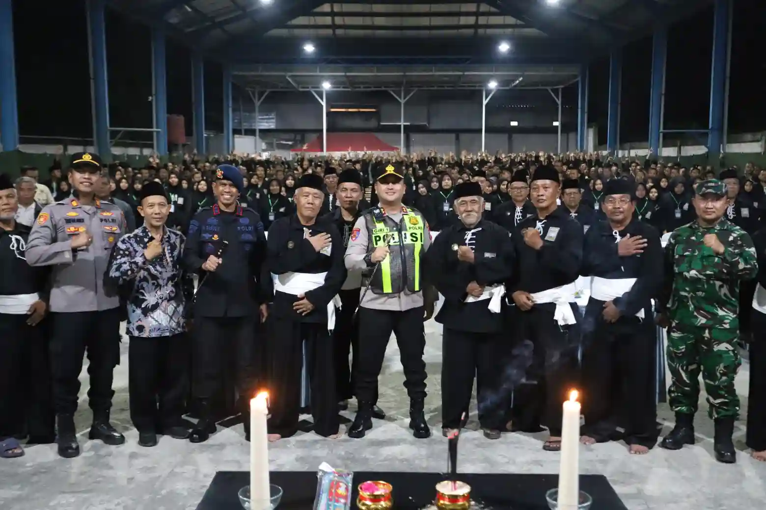 Kawal Suran Agung dan Pengesahan Warga Baru PSHT, Polres Gresik Sampaikan Apresiasi dan Terima Kasih atas Kondusivitas Masyarakat