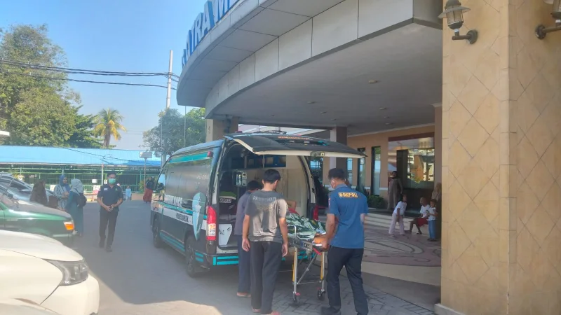 Hotline Lapor Cak Rama Respons Cepat, Polres Gresik Sediakan Ambulans Gratis untuk Pasien Kontrol