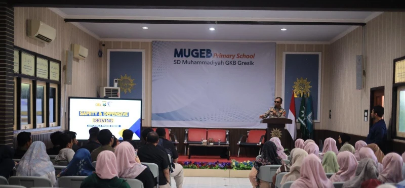 Polres Gresik Tanamkan Budaya Tertib Lalu Lintas Sejak Dini, Gandeng Guru Lewat Polantas Menyapa