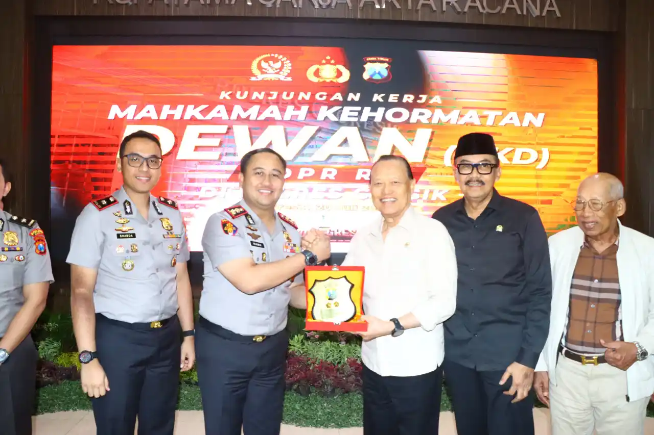 Sinergi Jaga Marwah Lembaga Negara, MKD DPR RI Kunjungi Polres Gresik Perkuat Kolaborasi dan Pengawasan TNKB Khusus